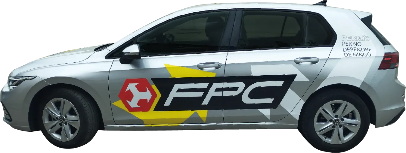 rotulacio-cotxe-autoescola-plata-lateral-figueres